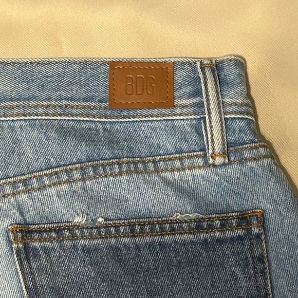 Men’s BDG Dad Jean Medium Wash Patchwork - 32x32 - Picture 10 of 10